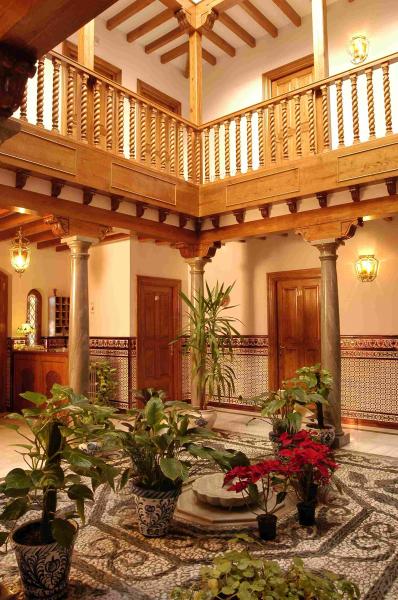 Hotel La Zubia