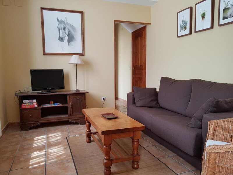 Apartamentos Rurales La Escuela